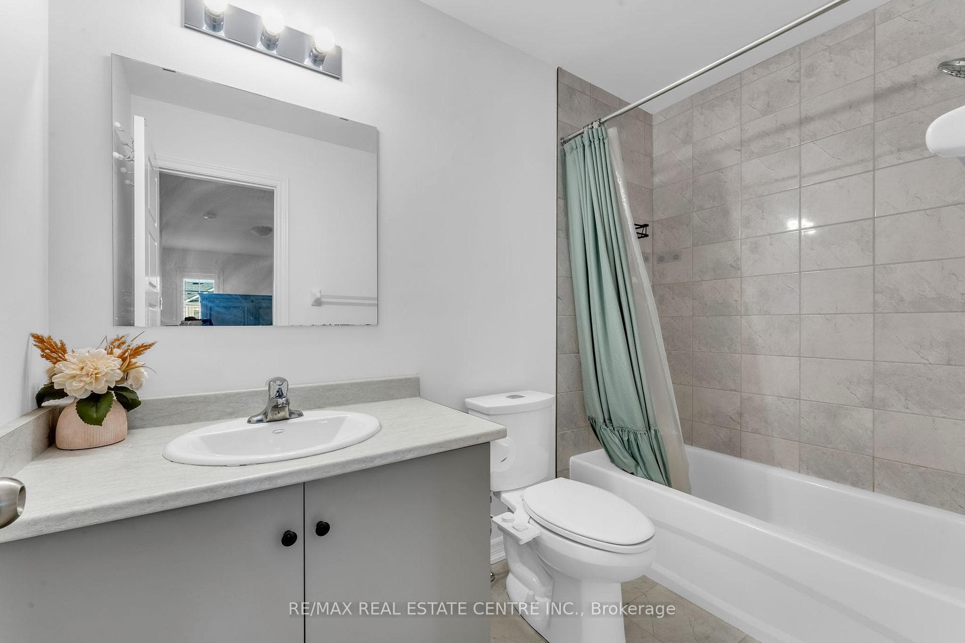 7 Roseberry Lane photo 16