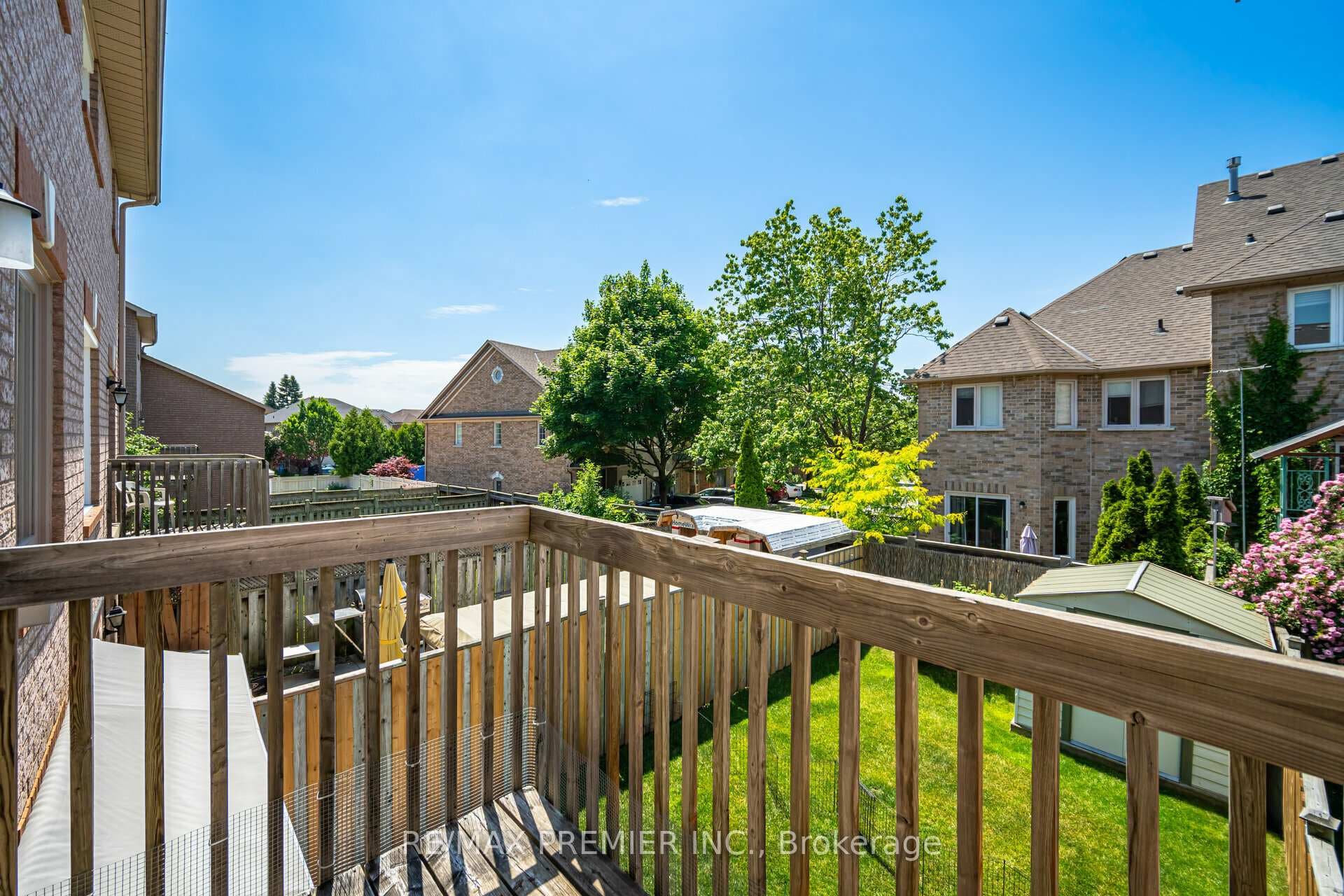 16 Michelle Drive photo 15