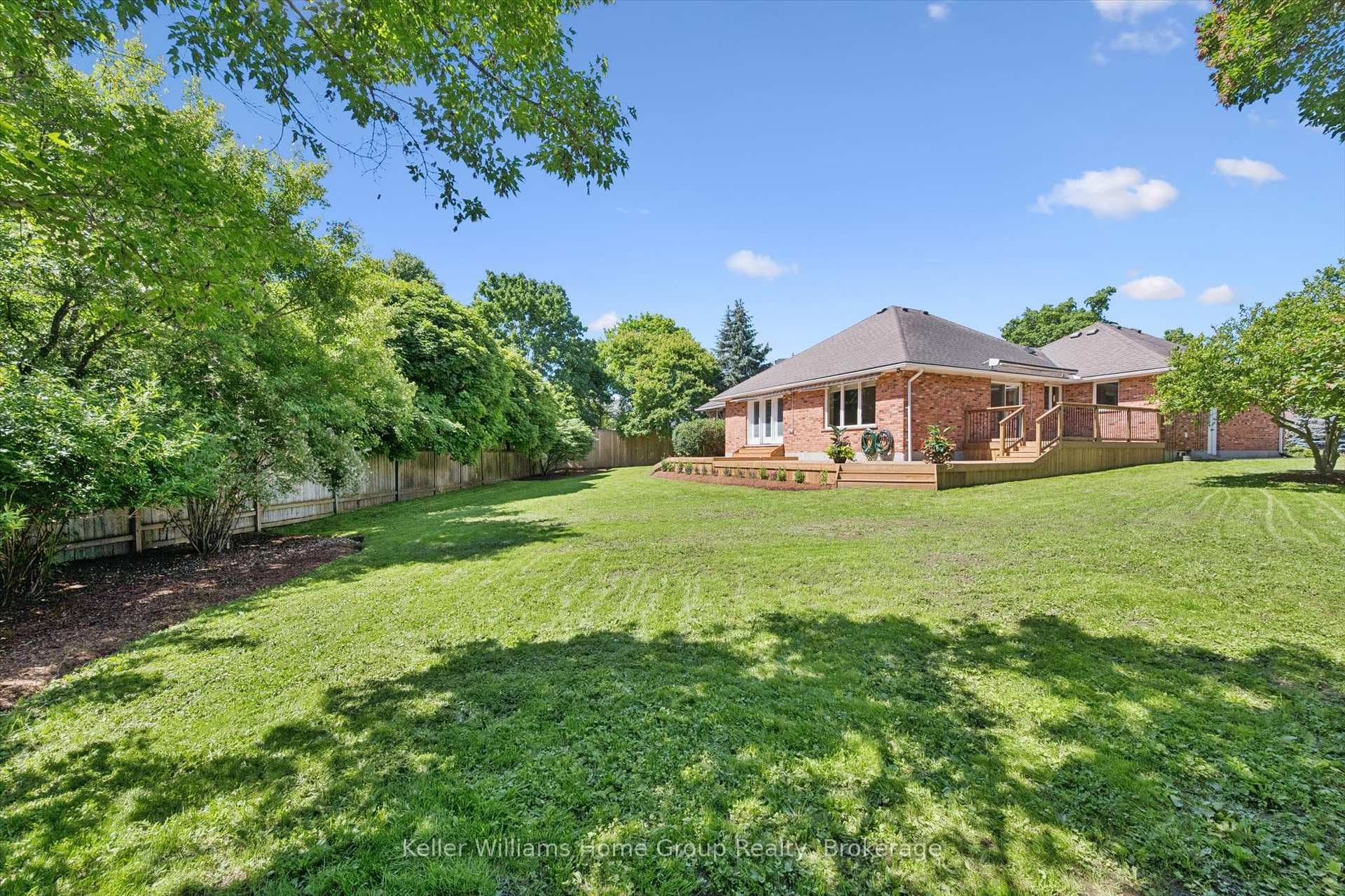 22 Lyle Place photo 42