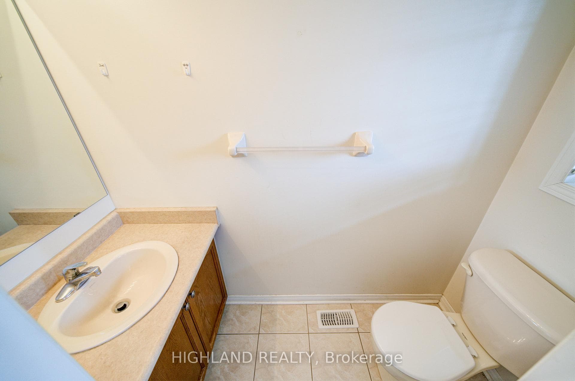 6399 Spinnaker Circle Unit 99 photo 13