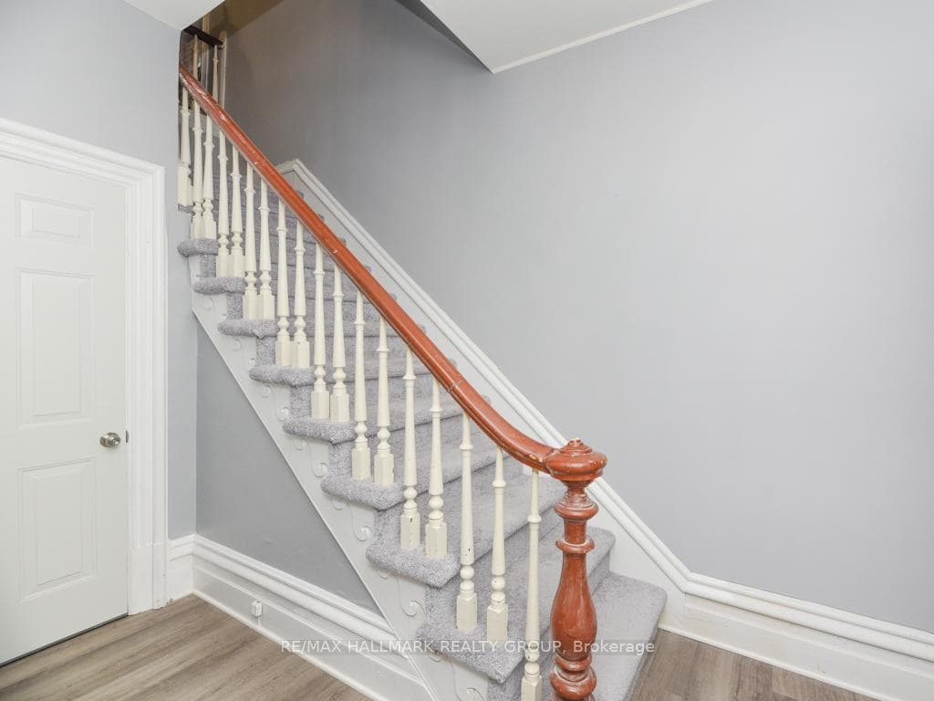 419 BESSERER Street photo 5