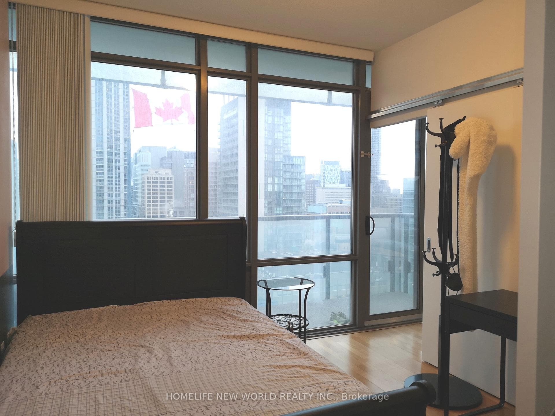 38 Grenville Street Unit 2103 photo 19