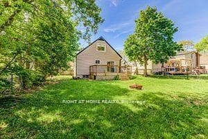 265 Andrew Street photo 2
