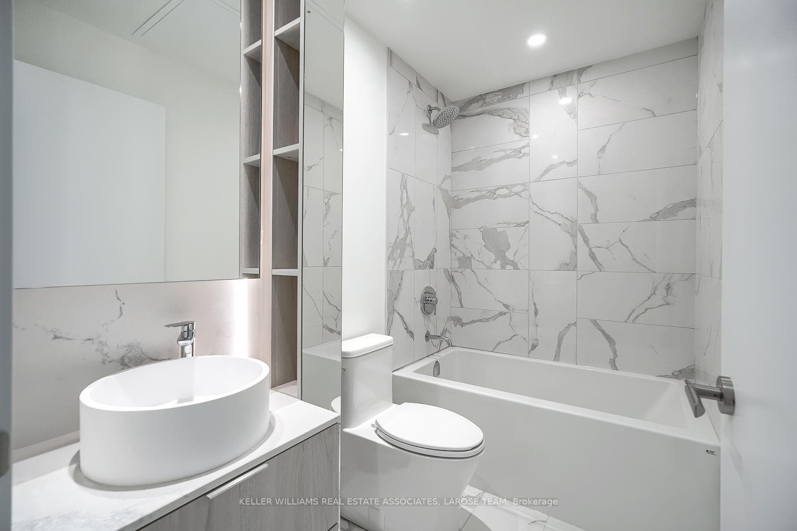 28 Ann Street Unit 1307 photo 18