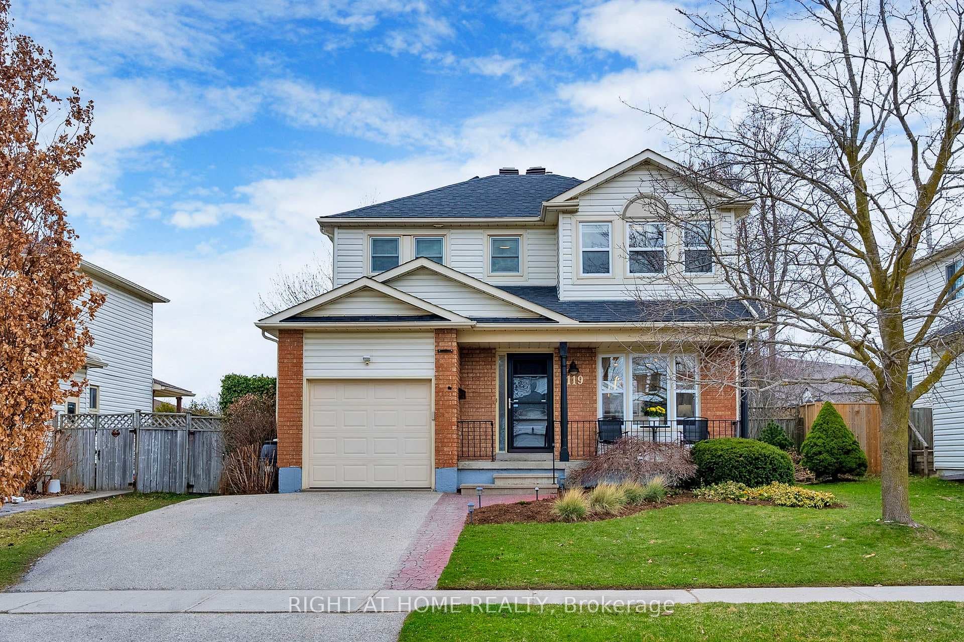 119 Parkside Drive photo 1
