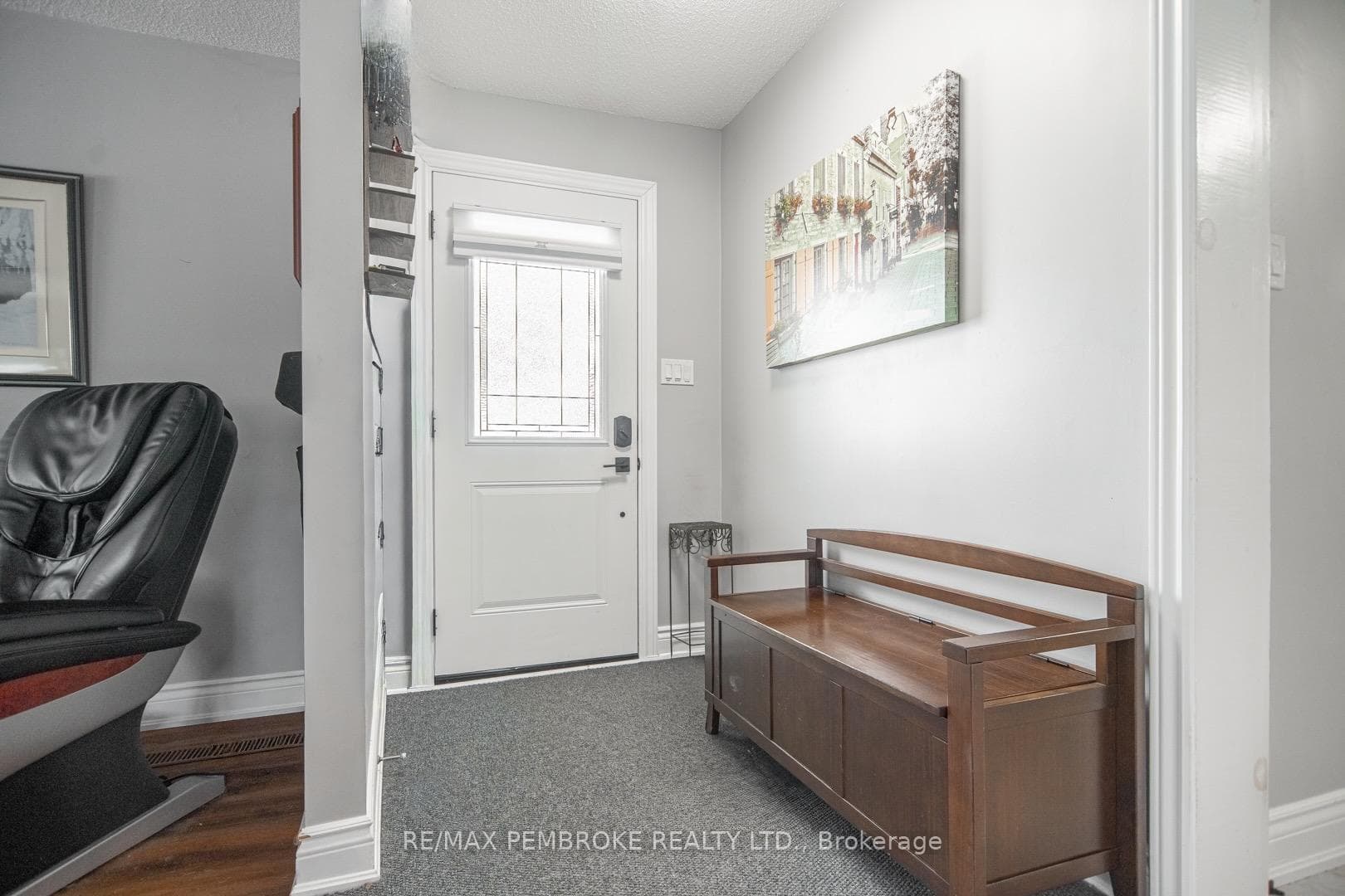 61 DORAN Road photo 4