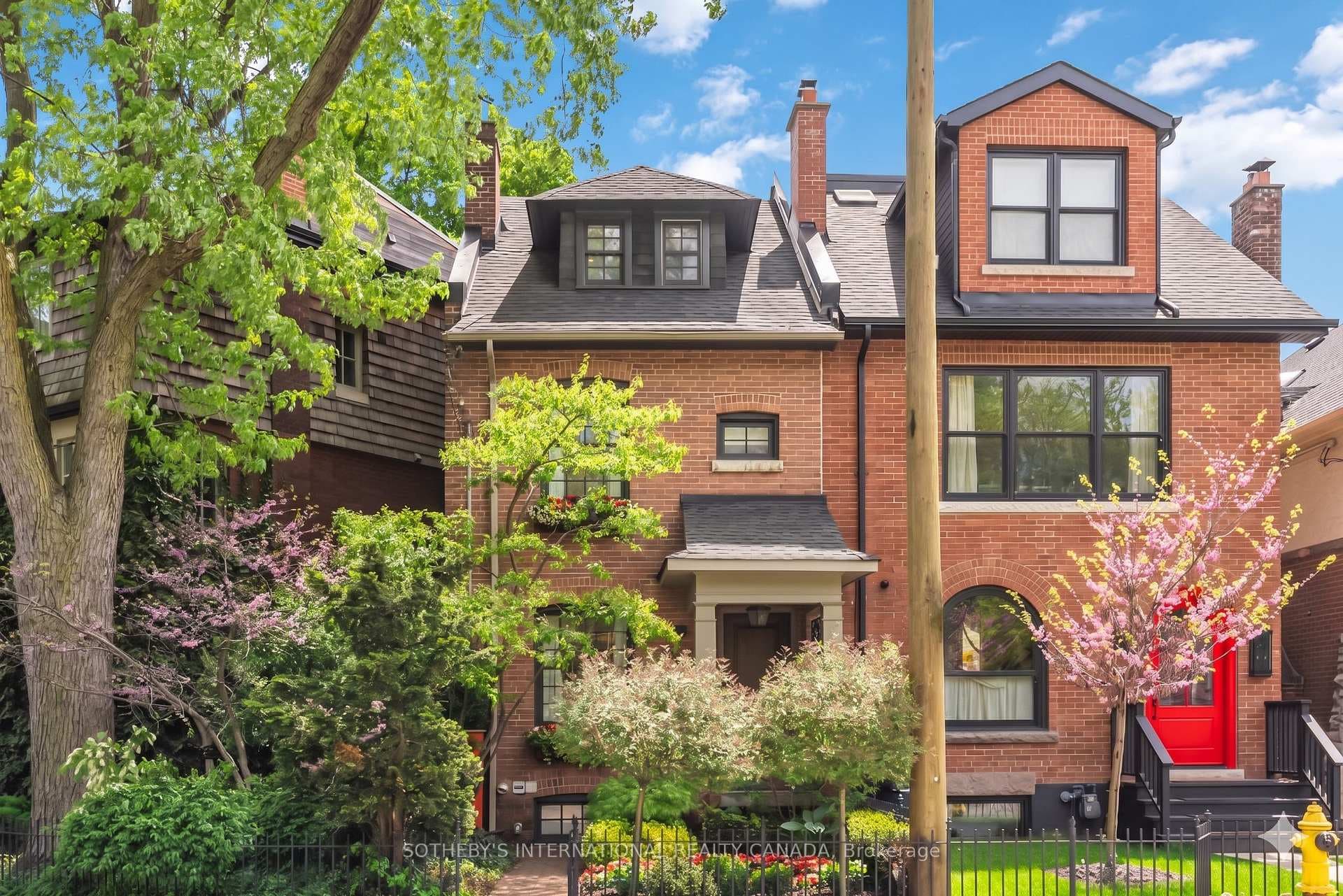 103 Summerhill Avenue photo 1