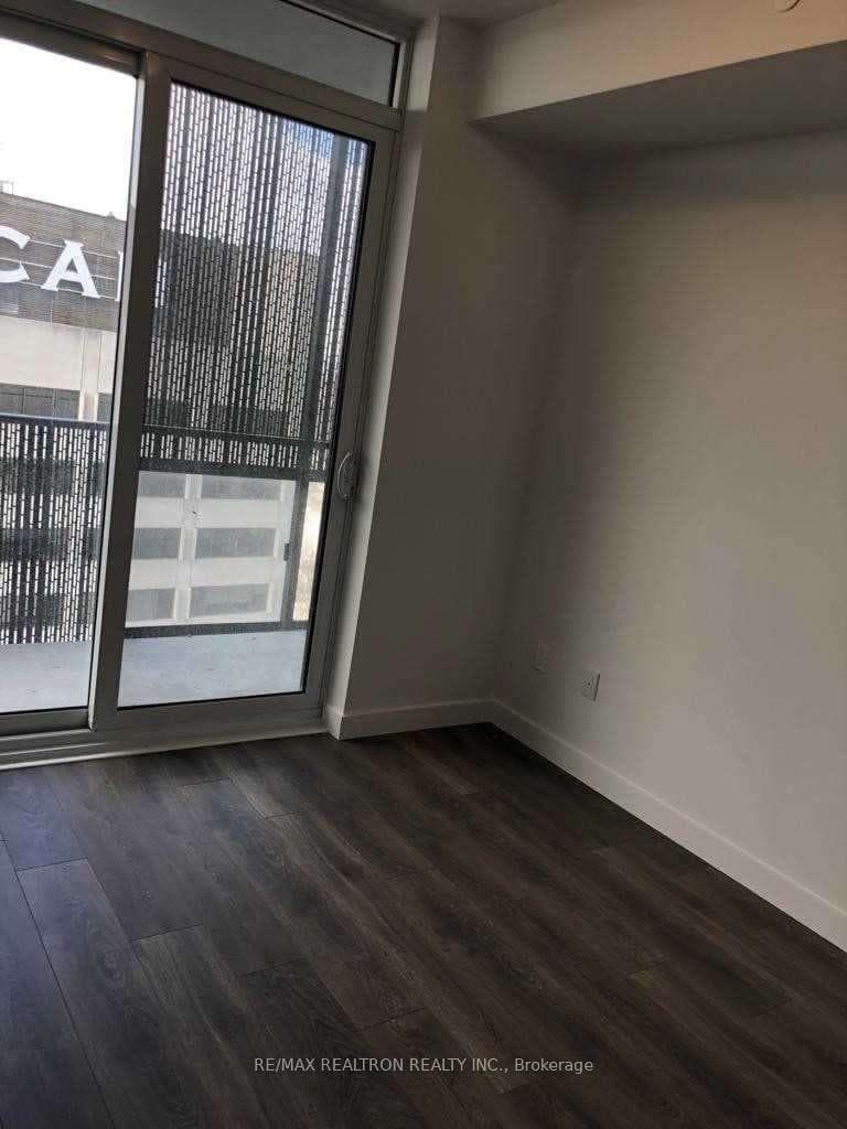 8 Eglinton Avenue Unit 3503 photo 3