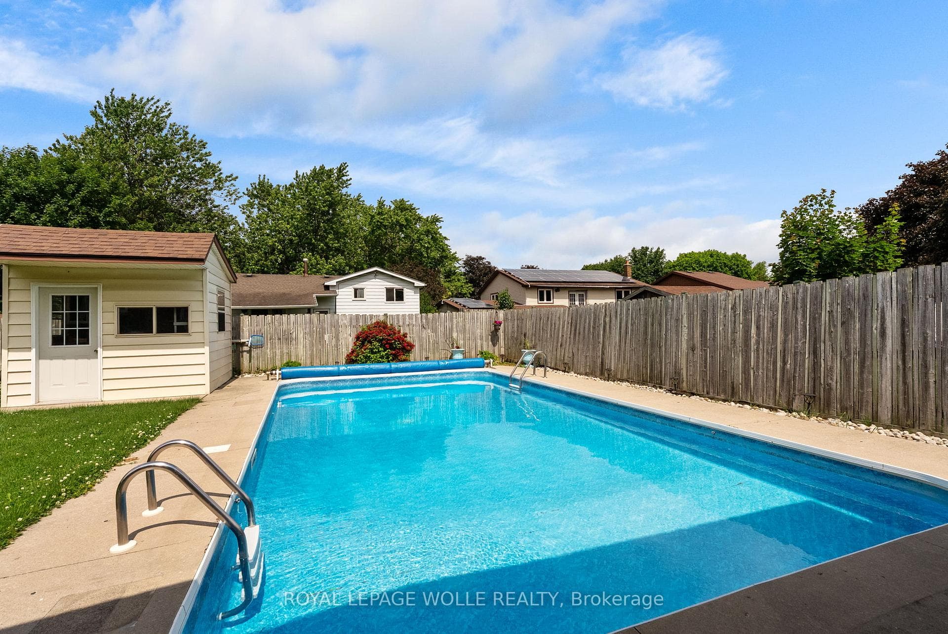 218 Arris Crescent photo 5