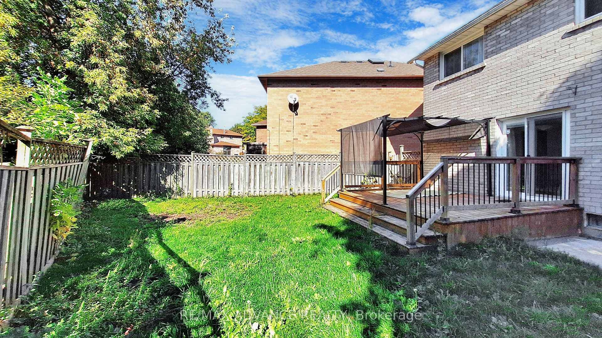 46 Deverill Crescent photo 27