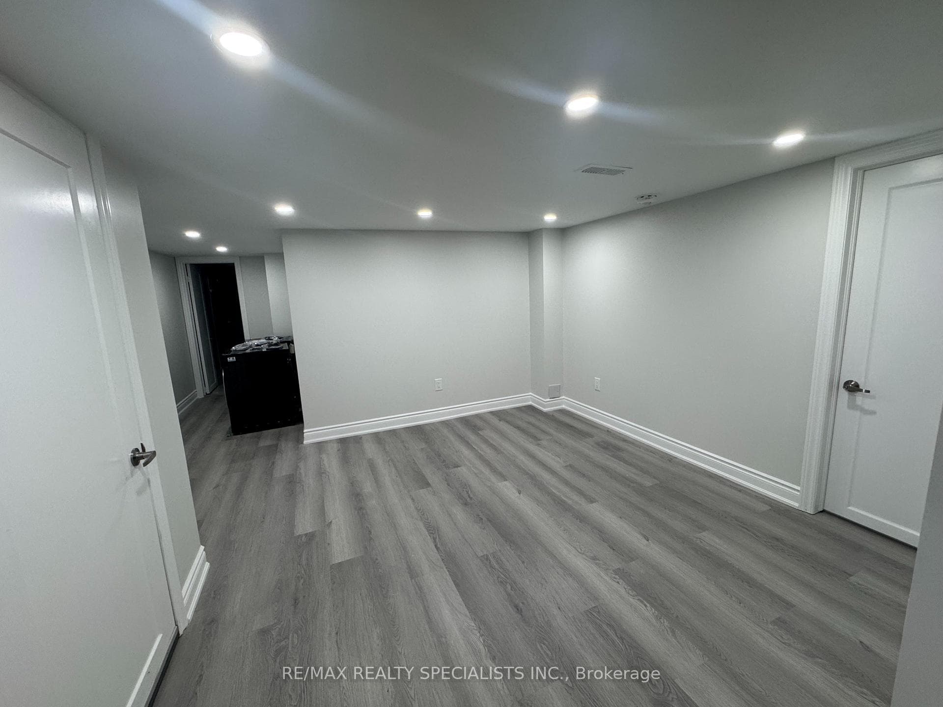 20 Elderberry Street Unit (Basement) photo 4