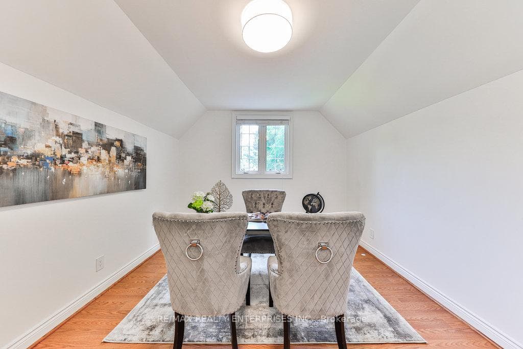 991 Indian Road photo 21