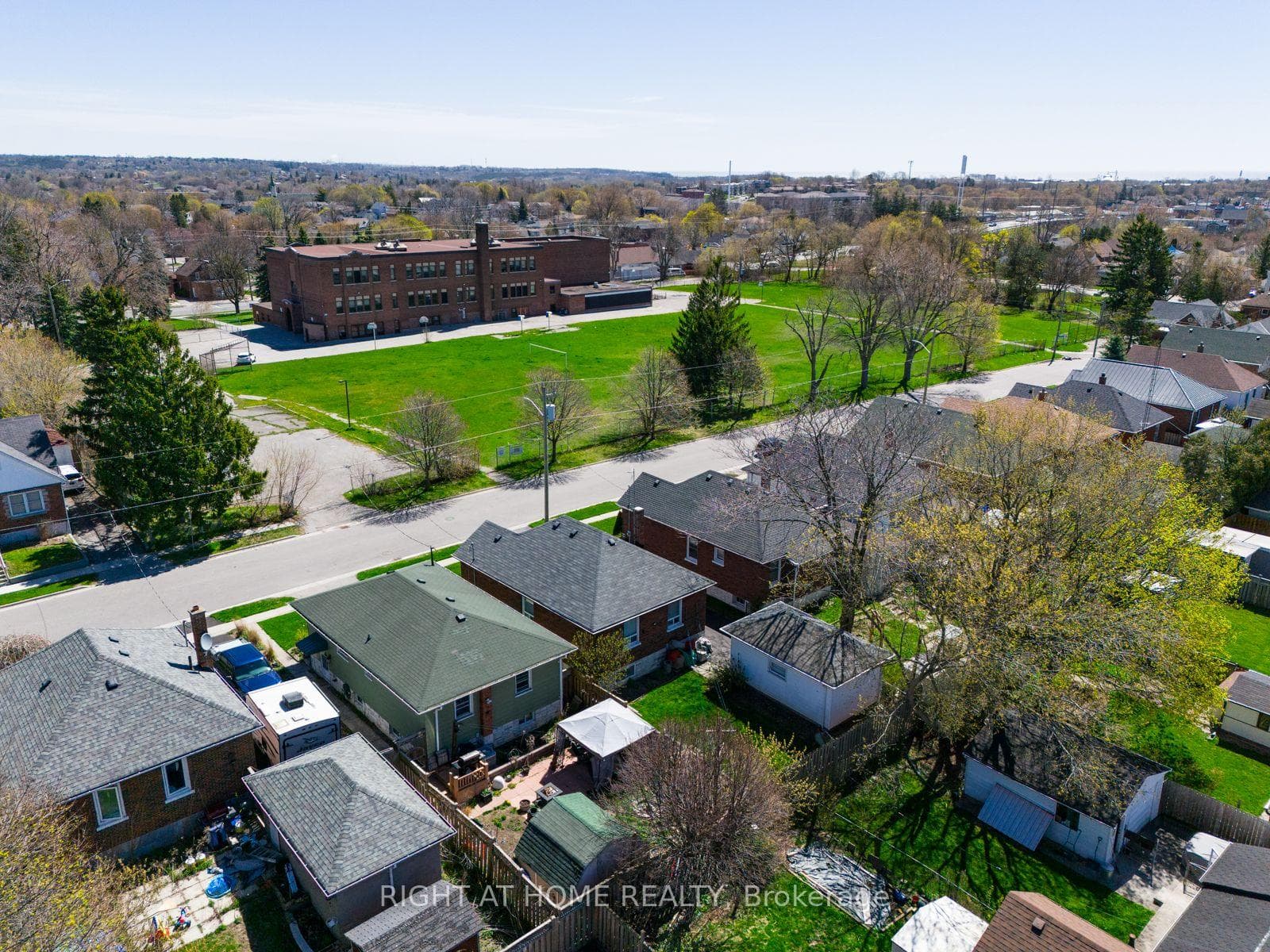 271 Drew Street photo 31