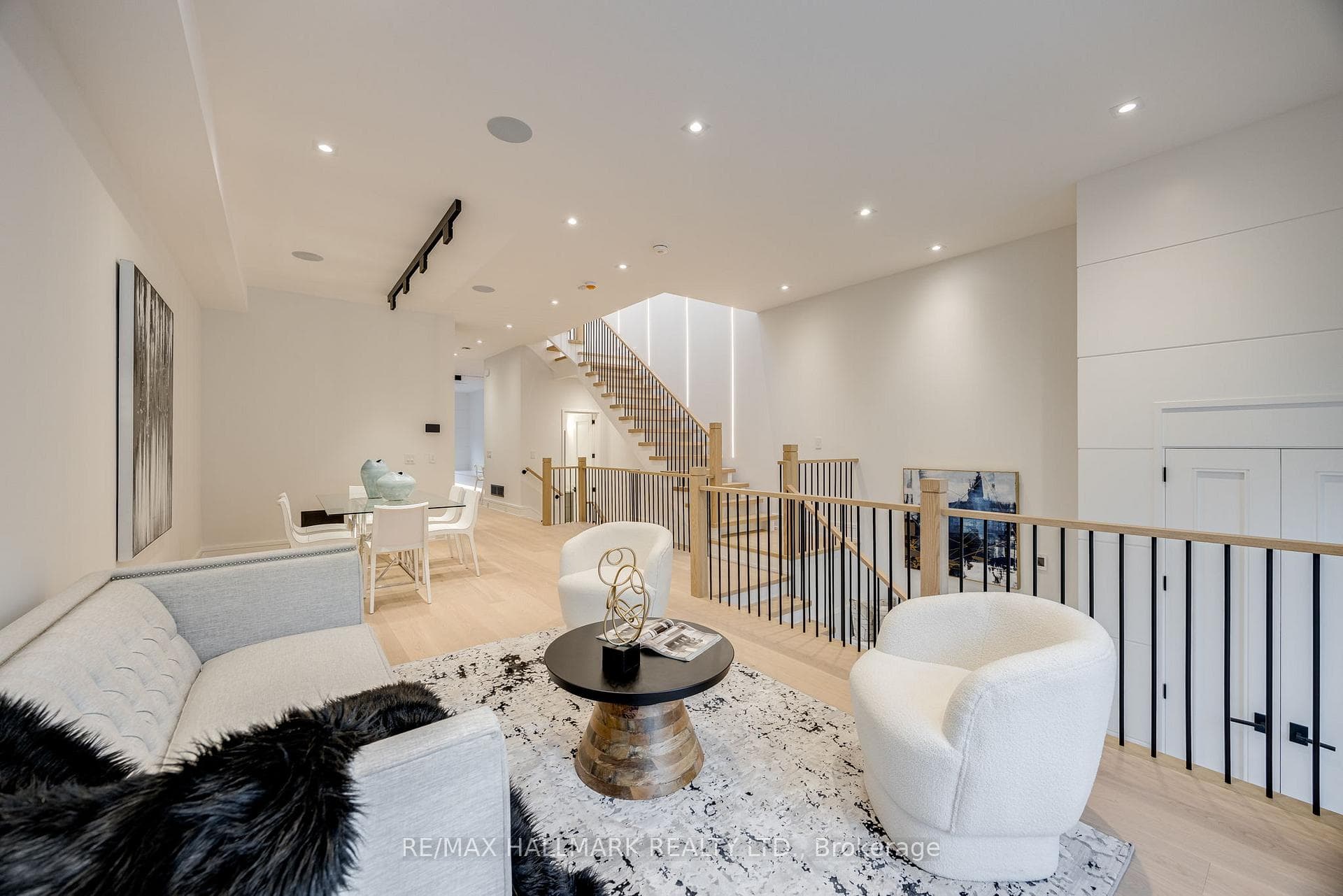 269 St Germain Avenue photo 6