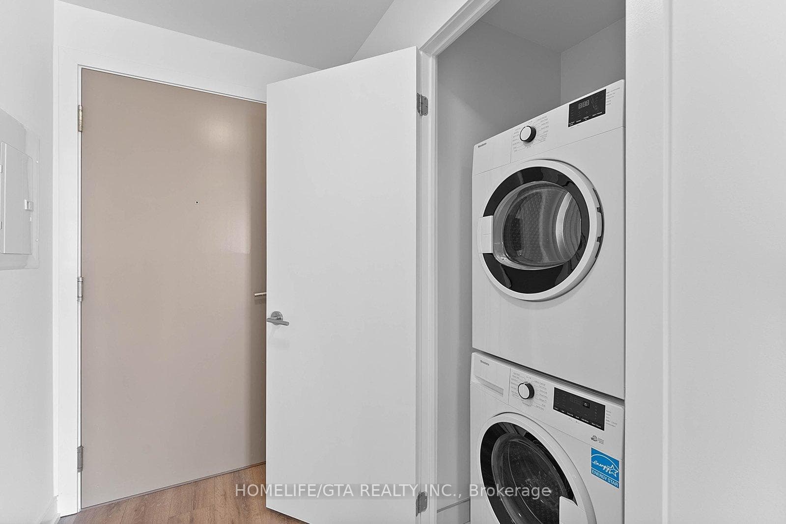 1 QUARRINGTON Lane Unit 2210 photo 25