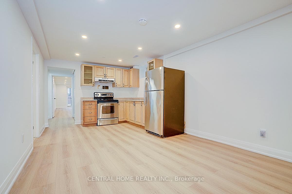 50 Sherwood Forest Drive Unit Lower photo 6