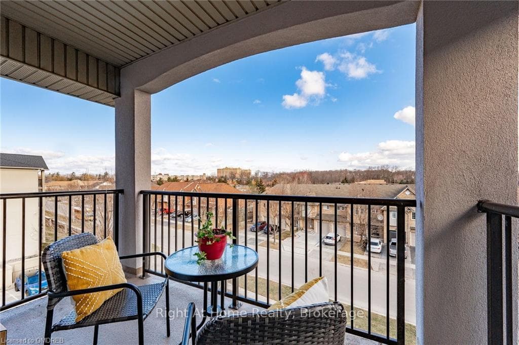 great views and added privacy as a CORNER unit.