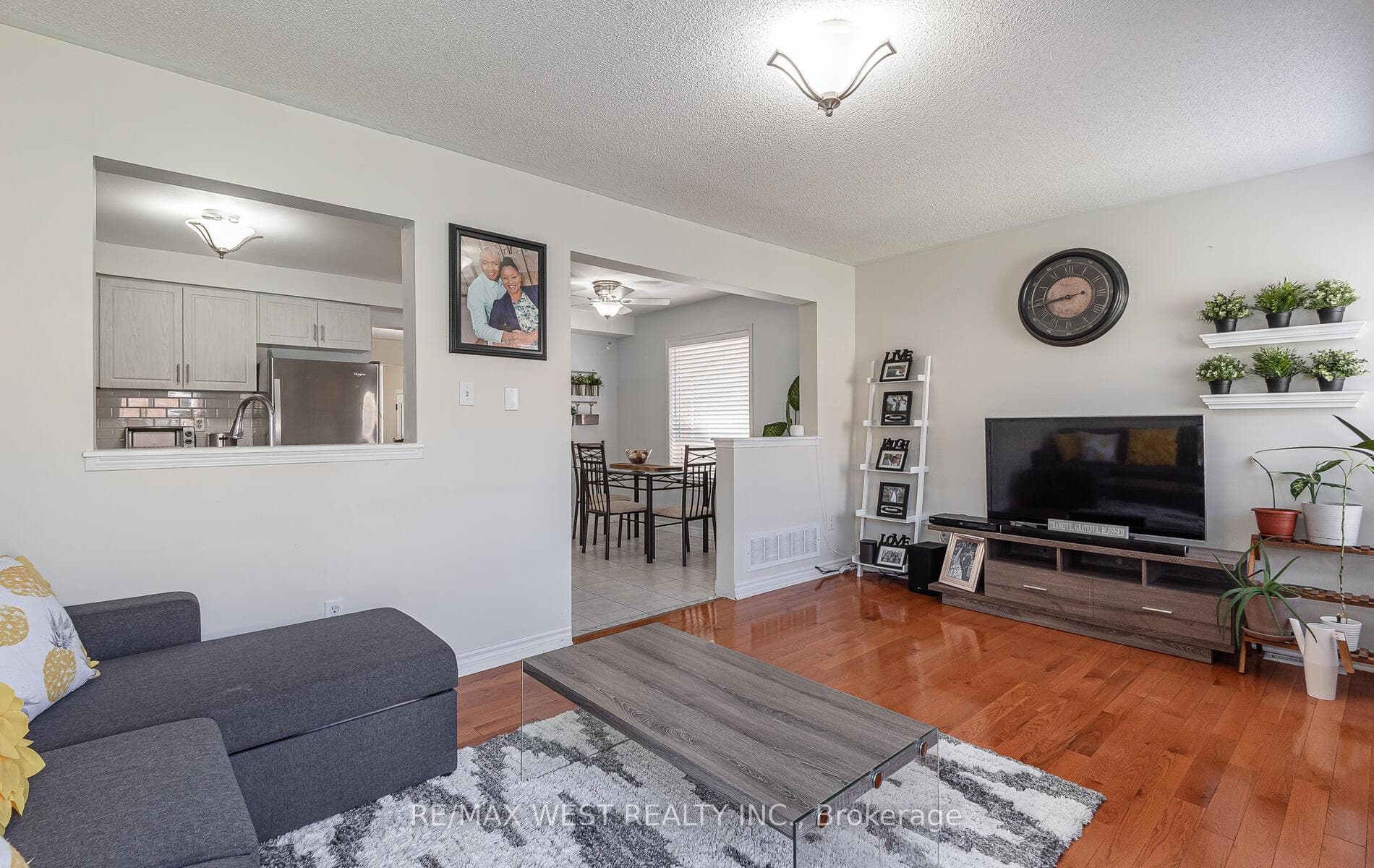 100 Lake Louise Drive photo 18