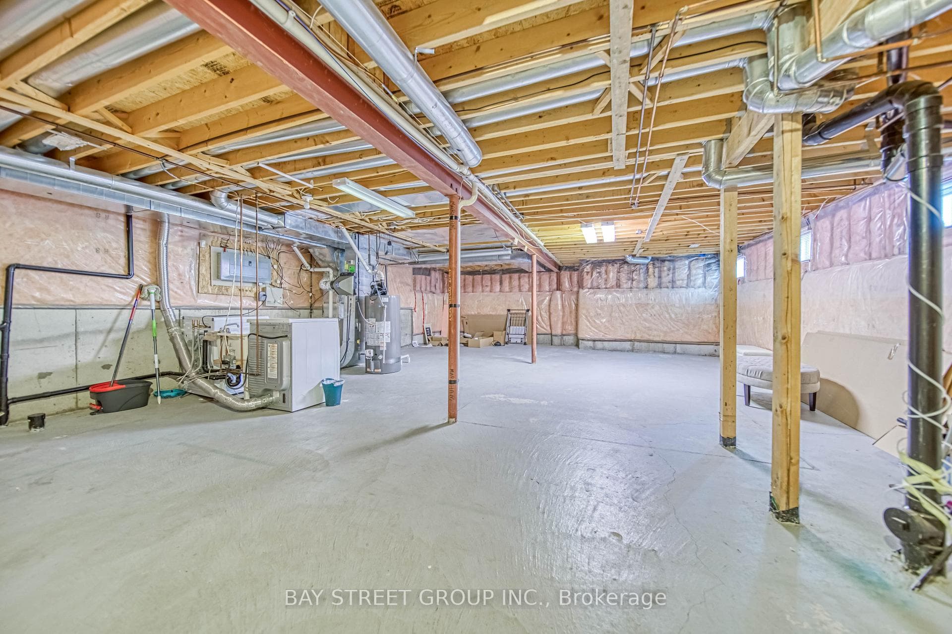 77 Weatherill Road photo 34