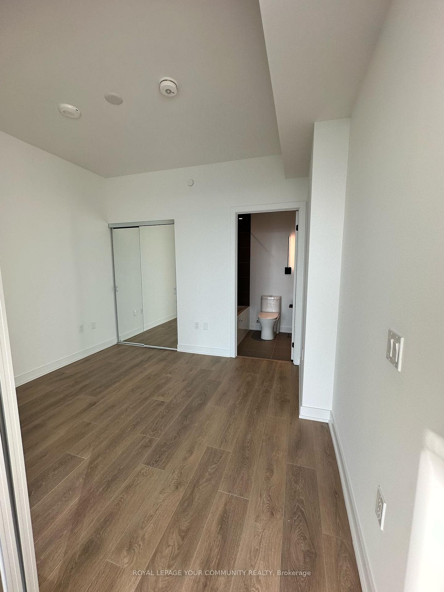 127 Broadway Avenue Unit 3111 photo 15