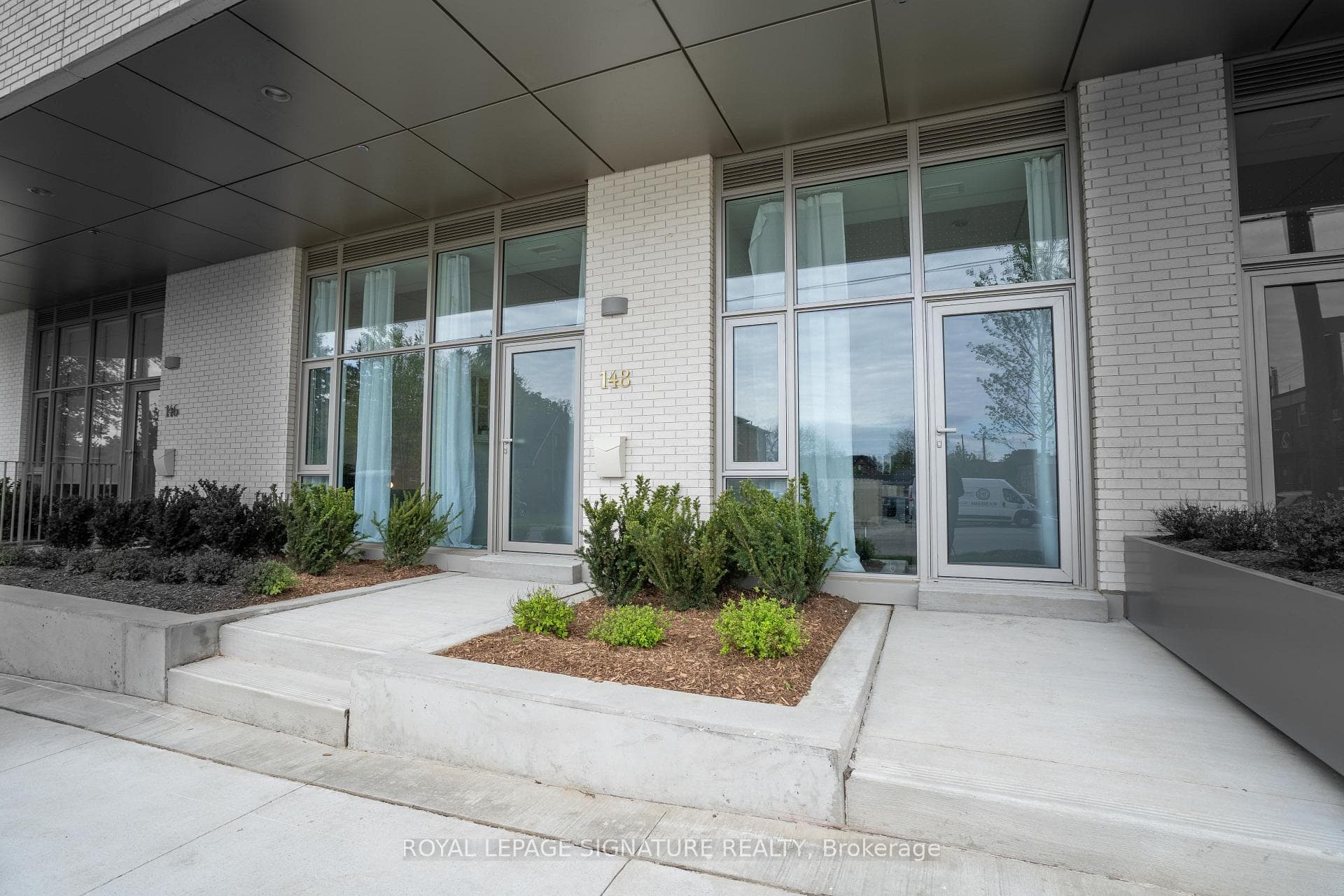 148 Wesley Street photo 24