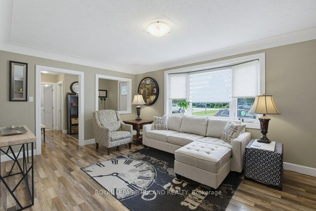 185 Centennial Avenue photo 8