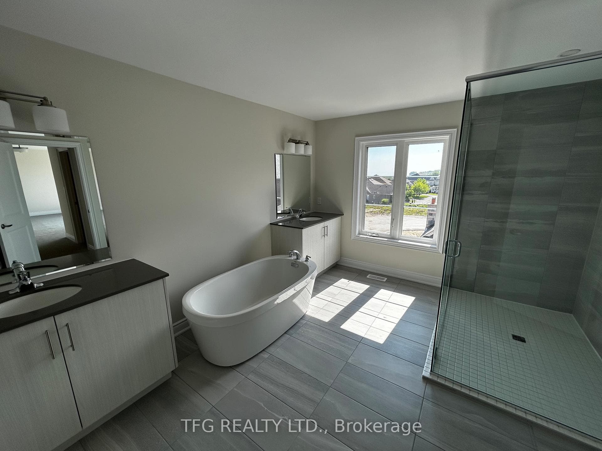 46 Holland Street photo 14
