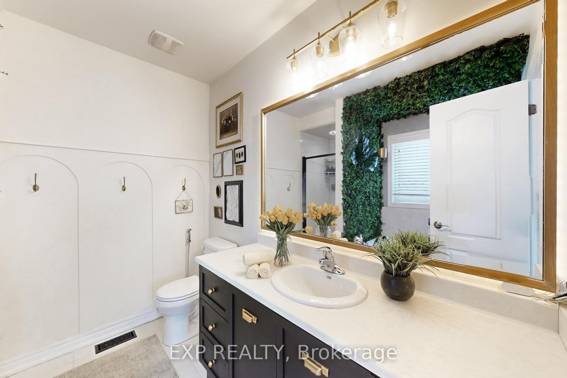 61 Buchanan Crescent photo 23