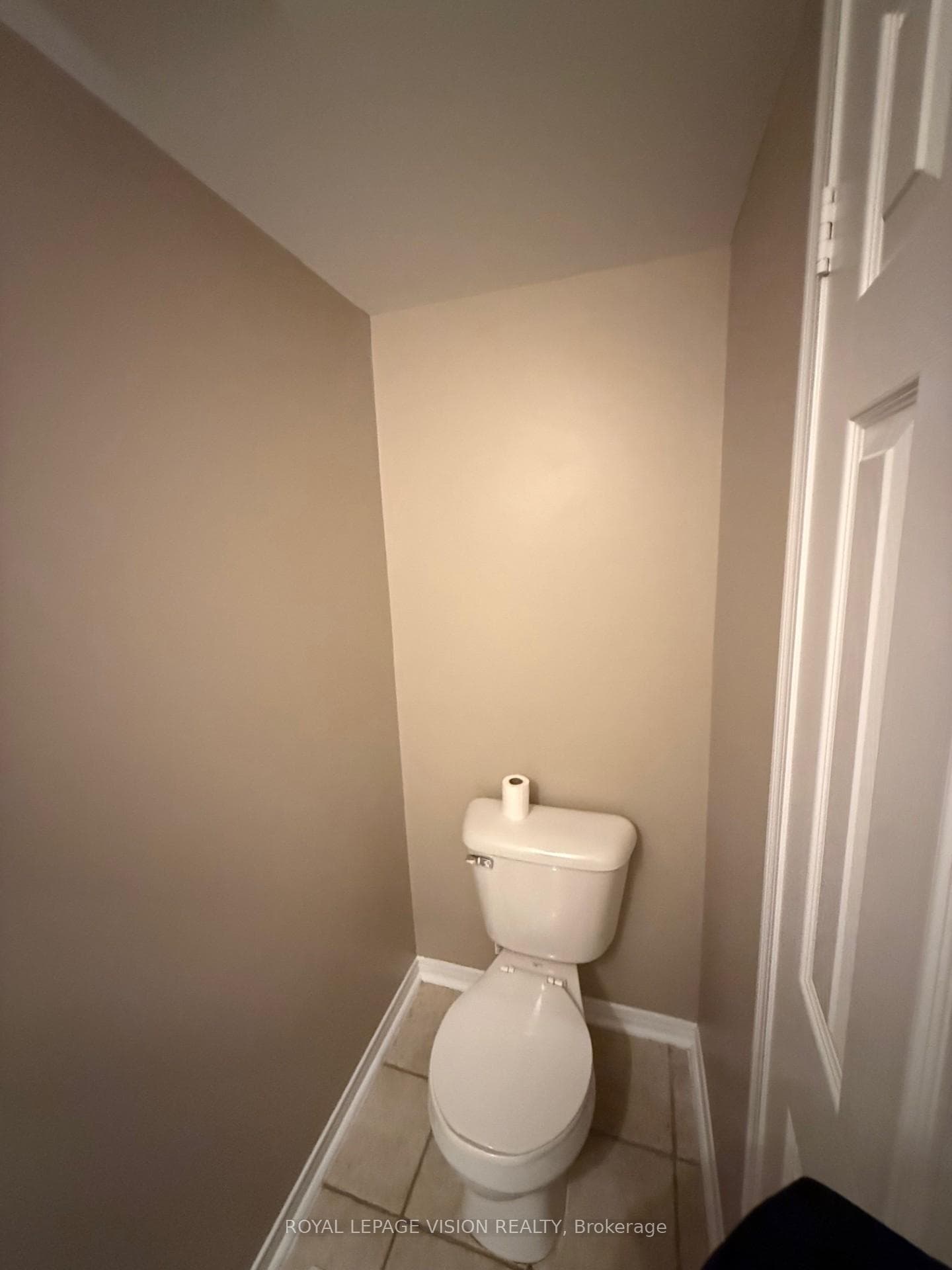 594 Flagstone Court photo 23