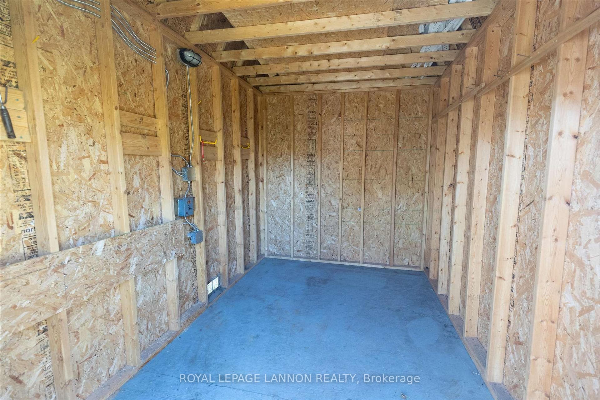 254 Egan Street photo 19