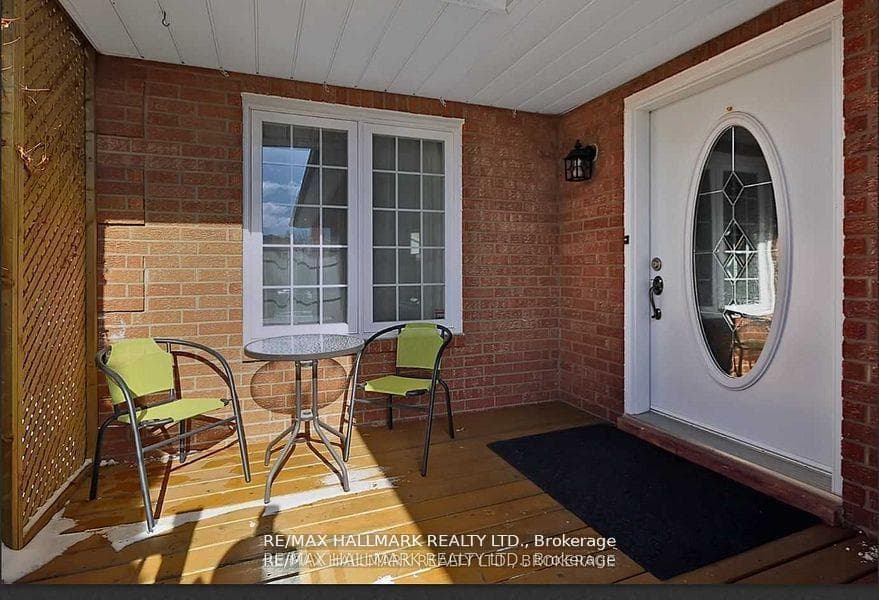 71 Ecclestone Drive Unit Upper photo 3