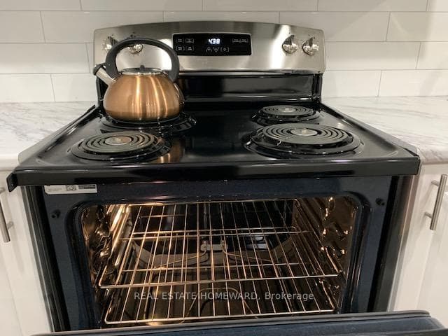 Brand new stove