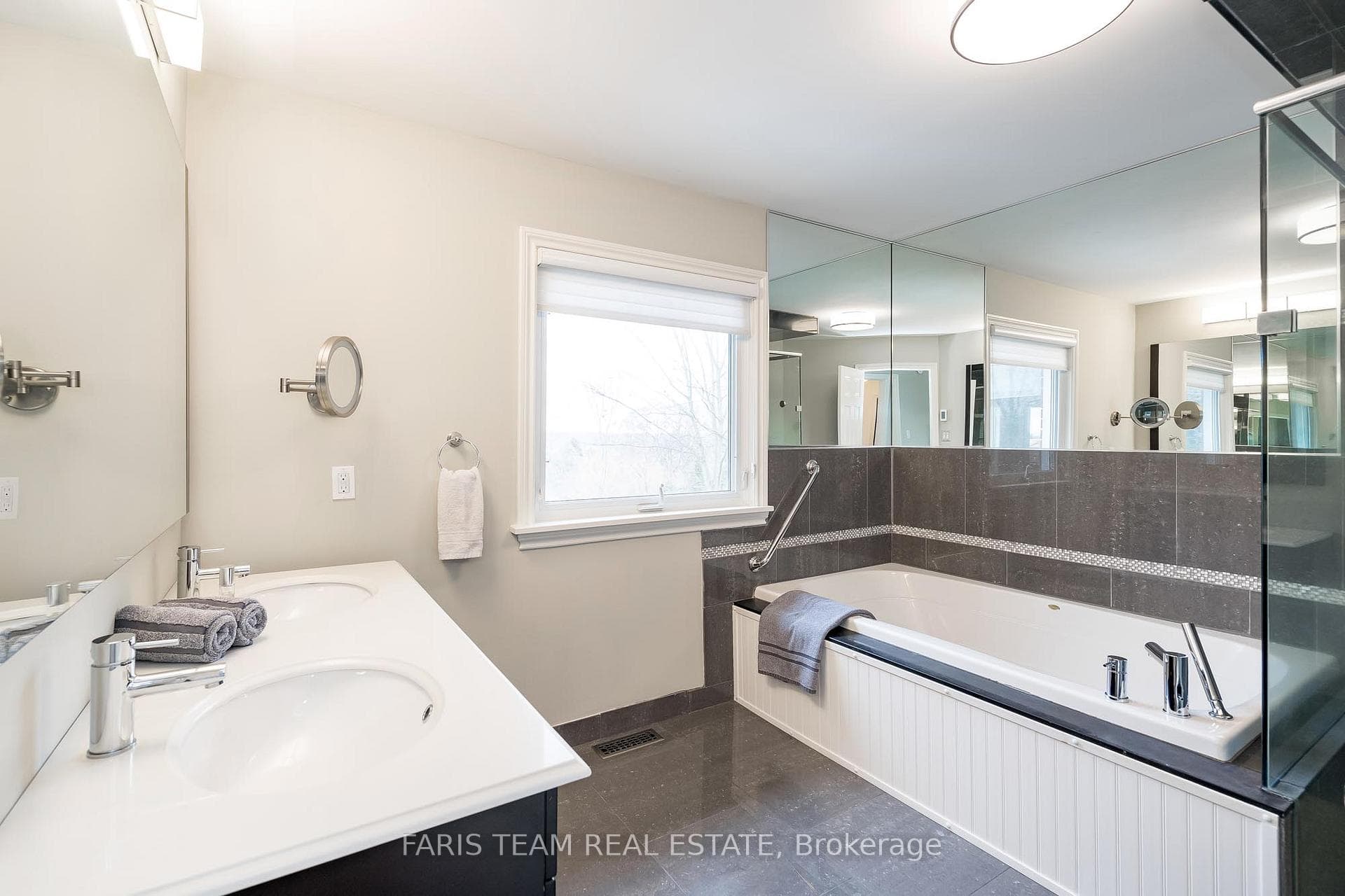 53 Gibbon Drive photo 16