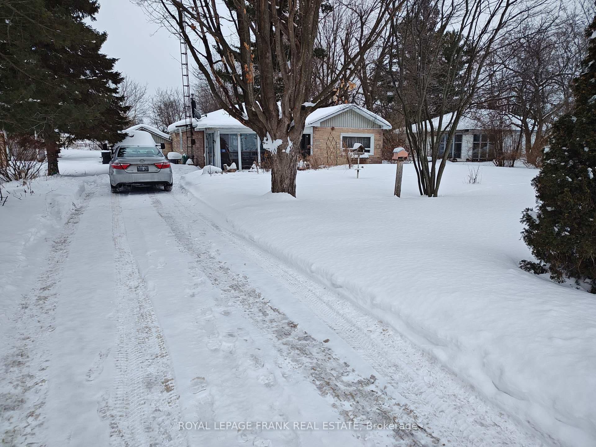 139 Summit Drive photo 1