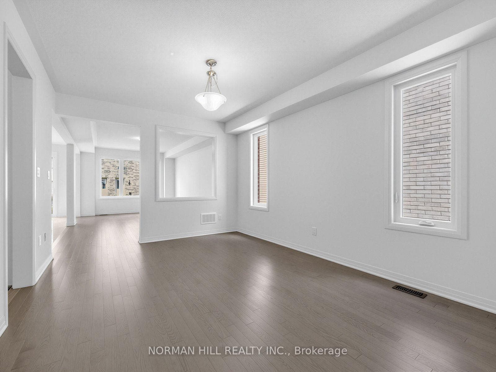 36 Guildhouse Drive photo 8