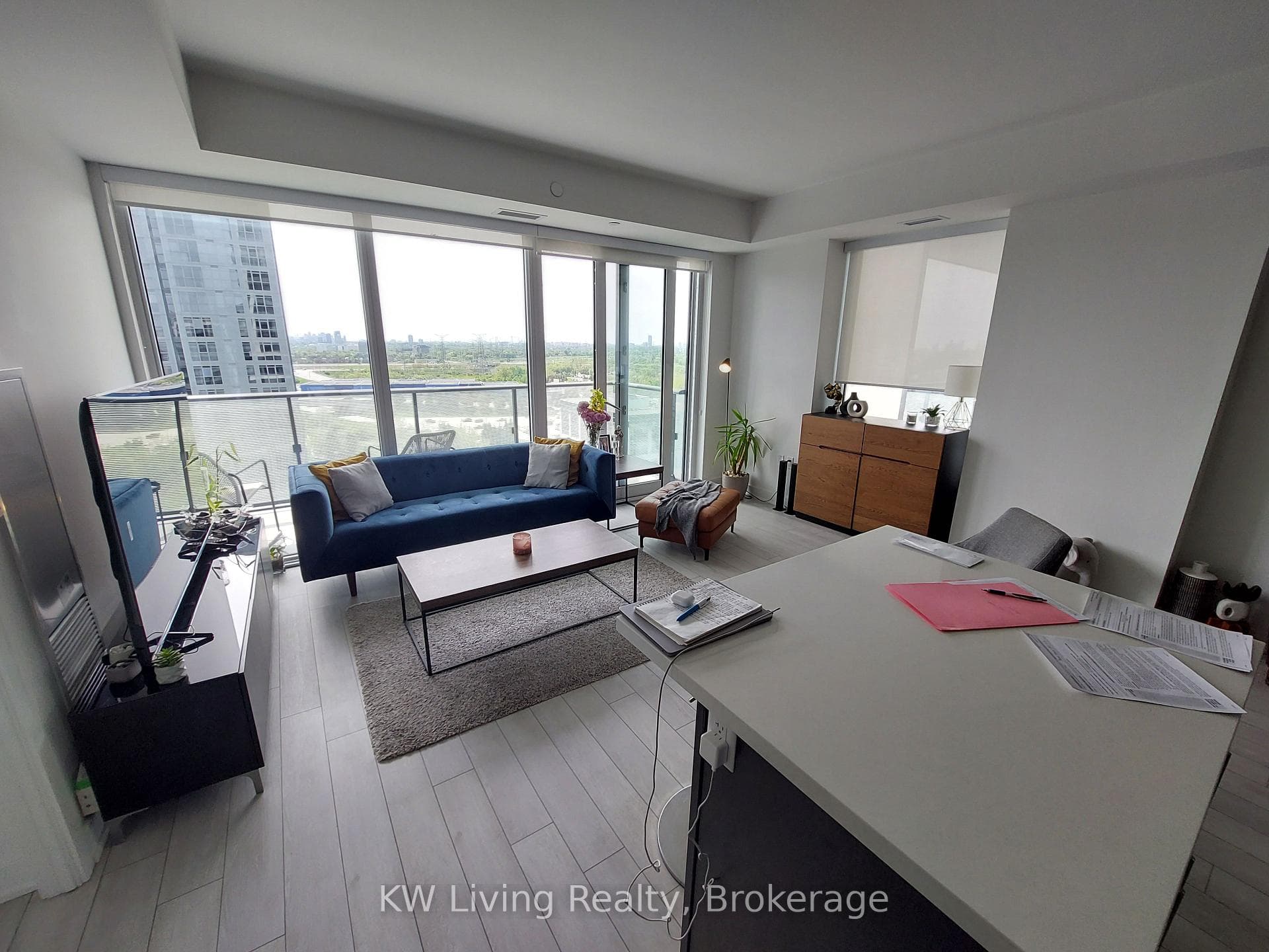 95 Oneida Crescent Unit 1409 photo 3