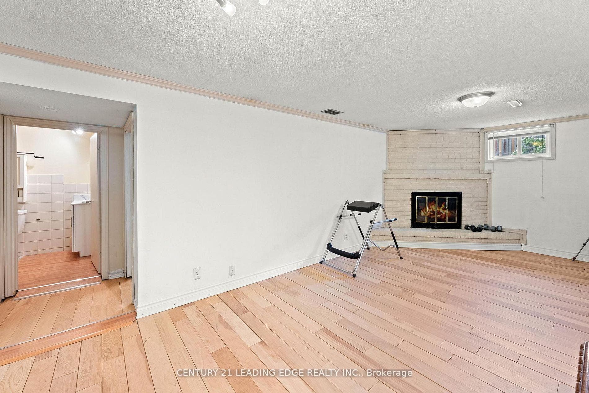 881 Blairholm Avenue photo 43