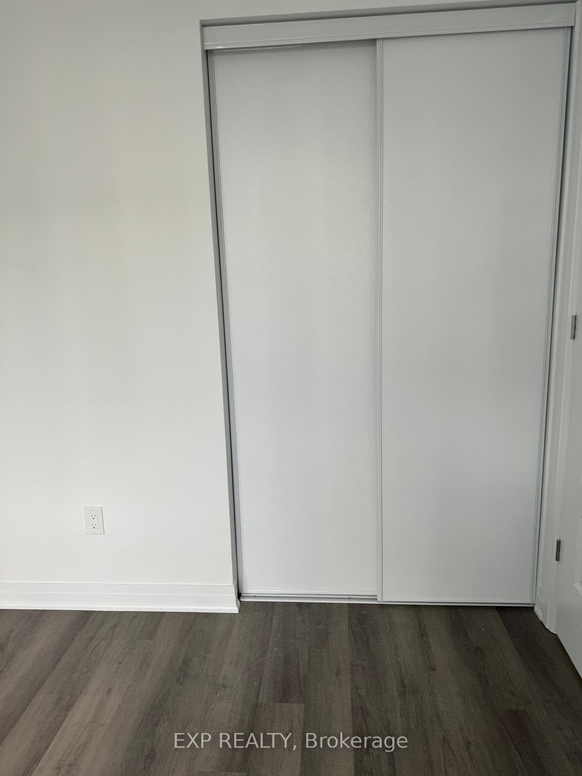 470 Gordon Krantz Avenue Unit 109 photo 19
