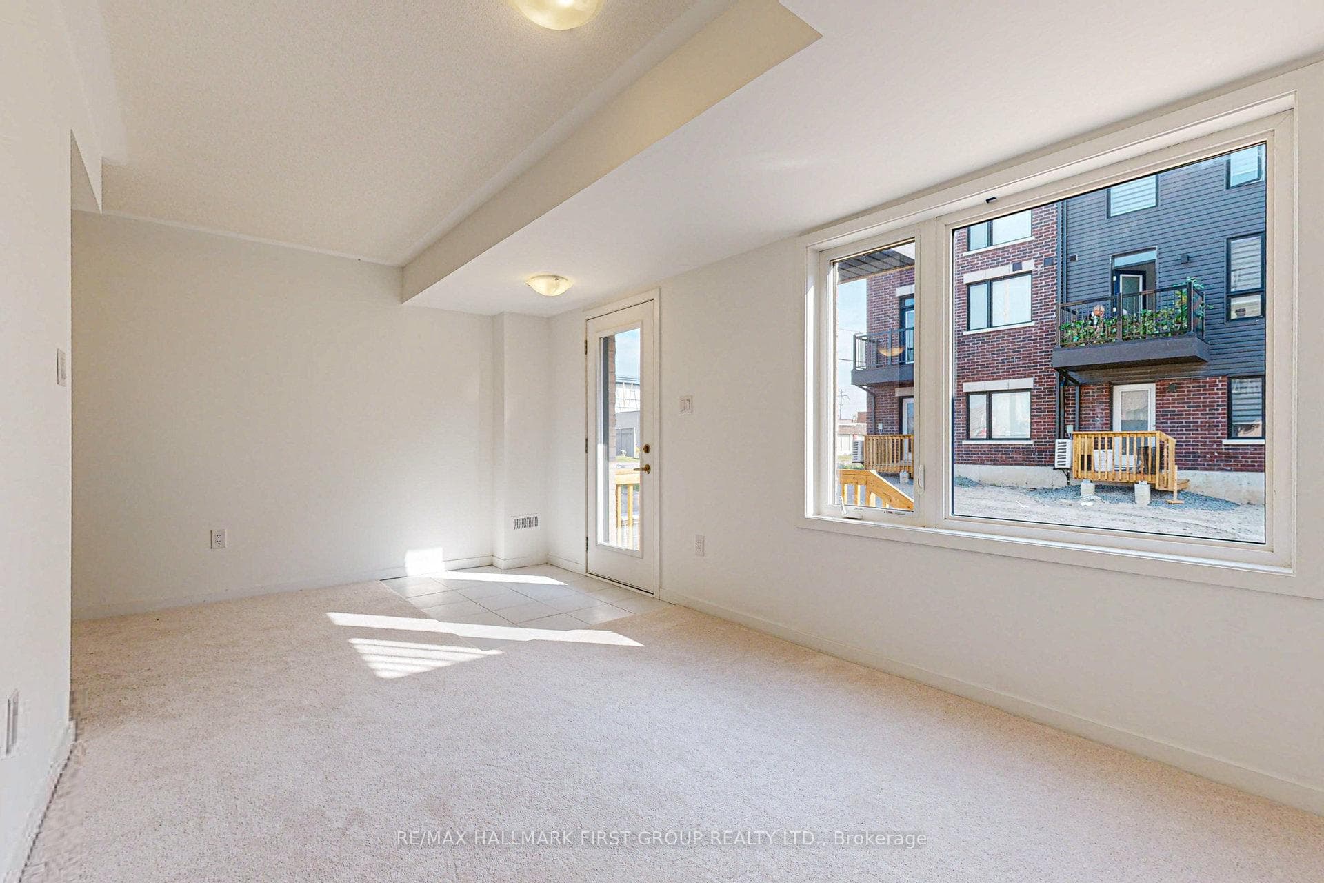 3 Bateson Street photo 33