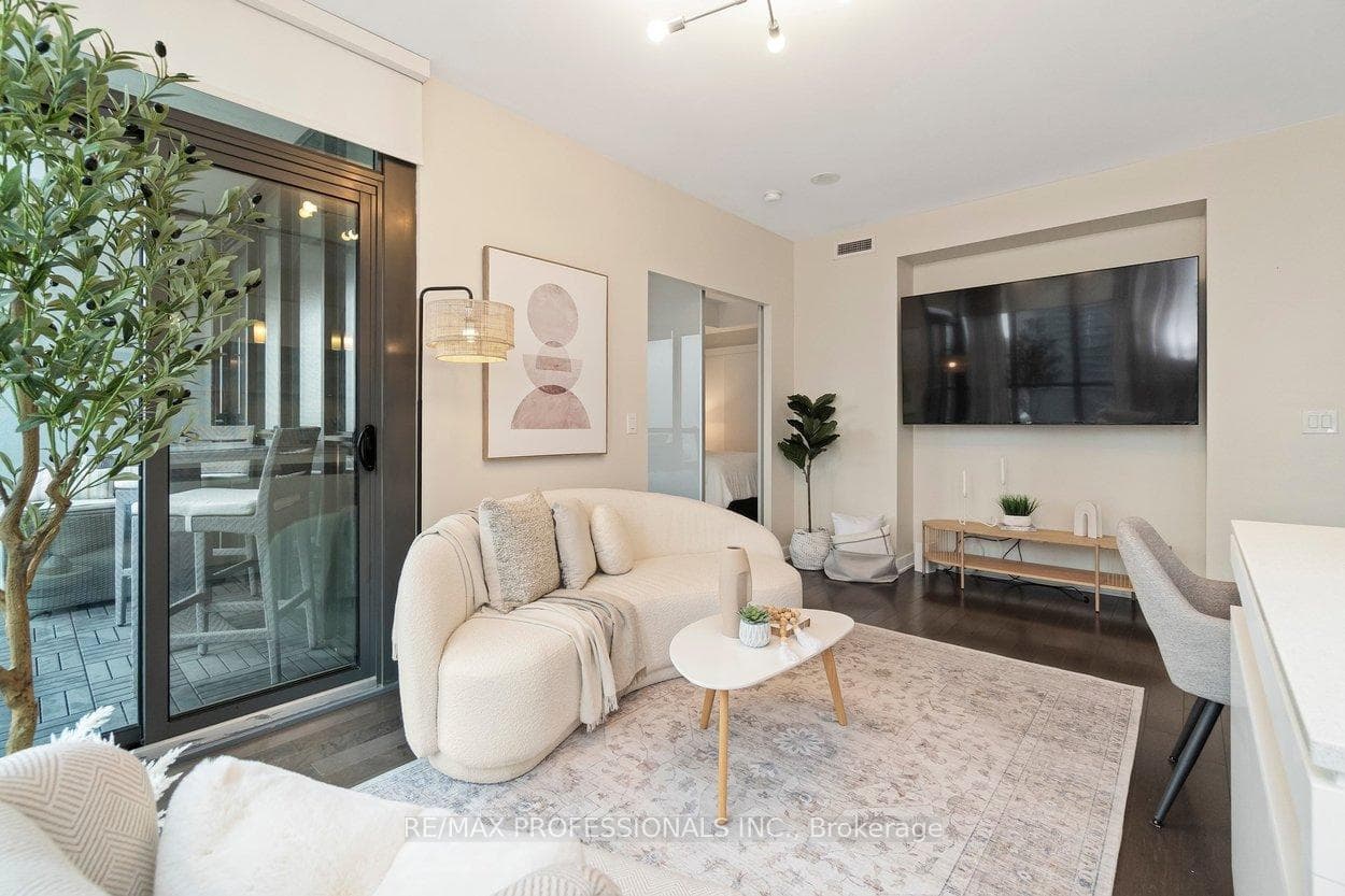 110 Charles Street Unit 2404 photo 12