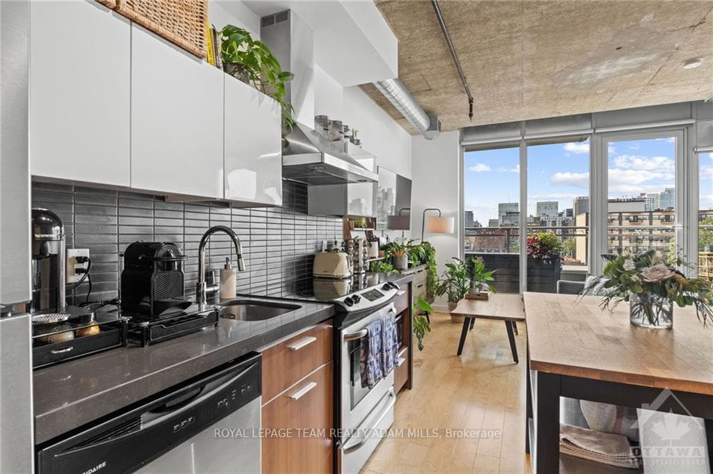 340 MCLEOD Street Unit 739 photo 12