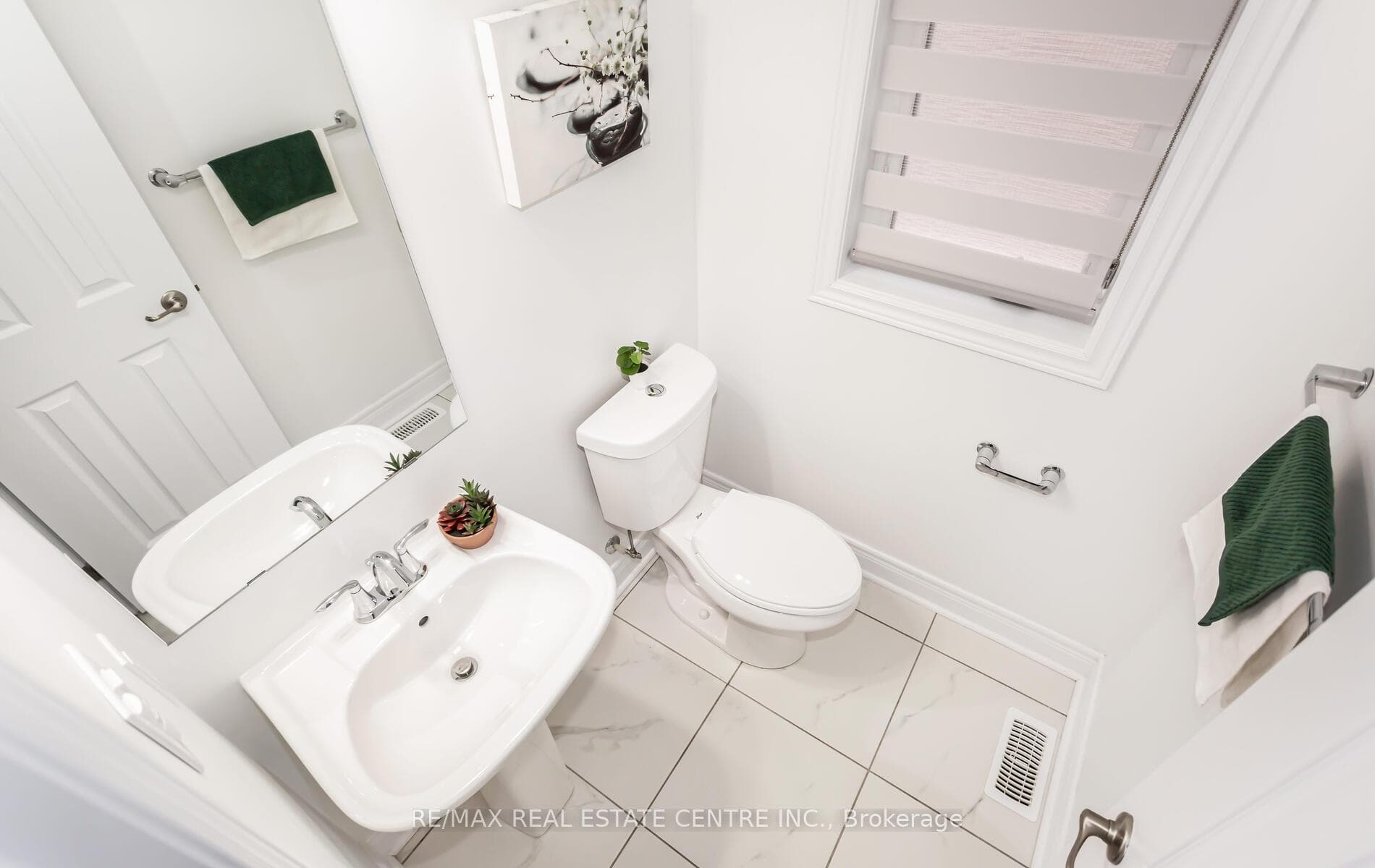 115 Branigan Crescent photo 17