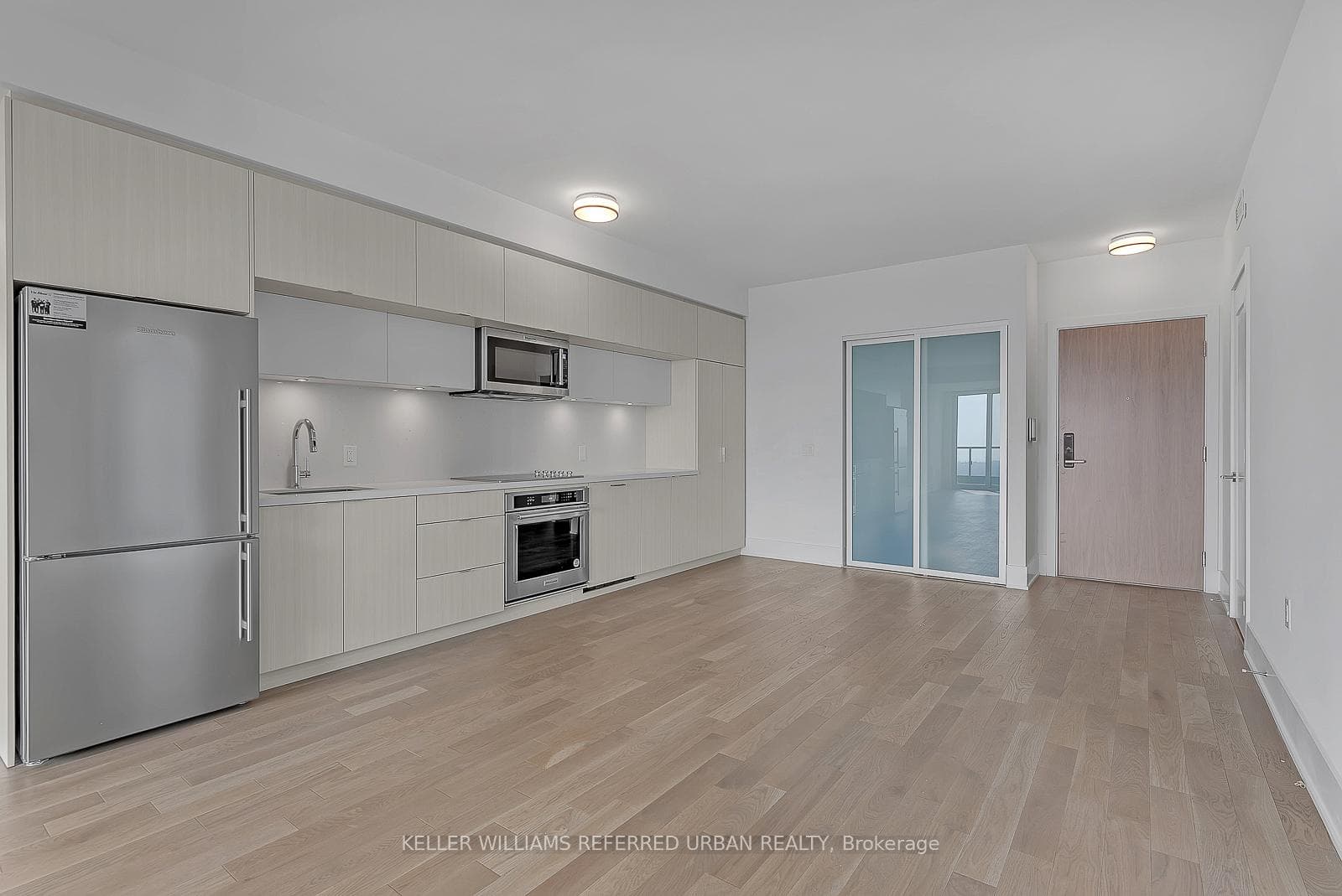 585 Bloor Street Unit 4118 photo 6