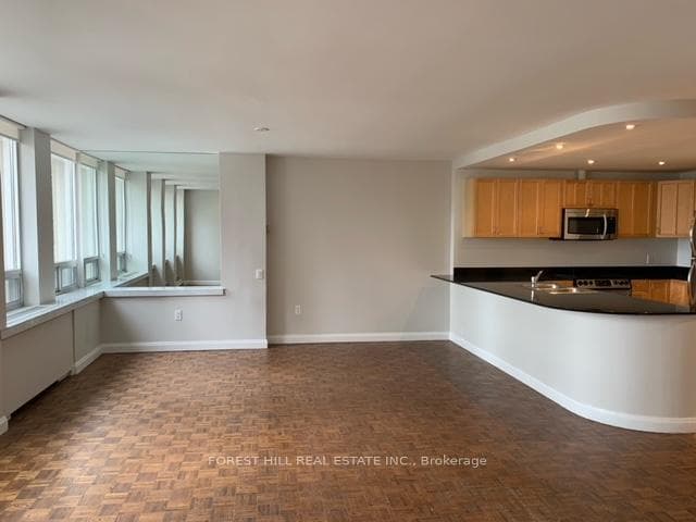 131 Bloor Street Unit 1020 photo 16