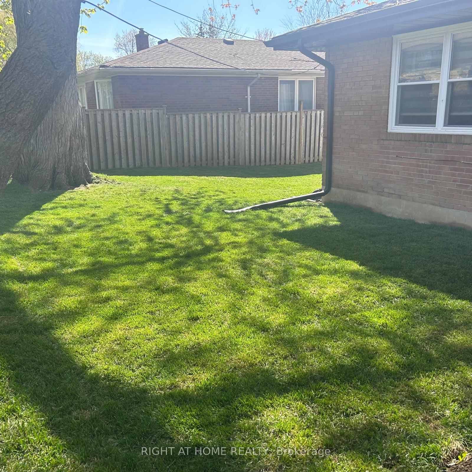 53 Gaiety Drive photo 37
