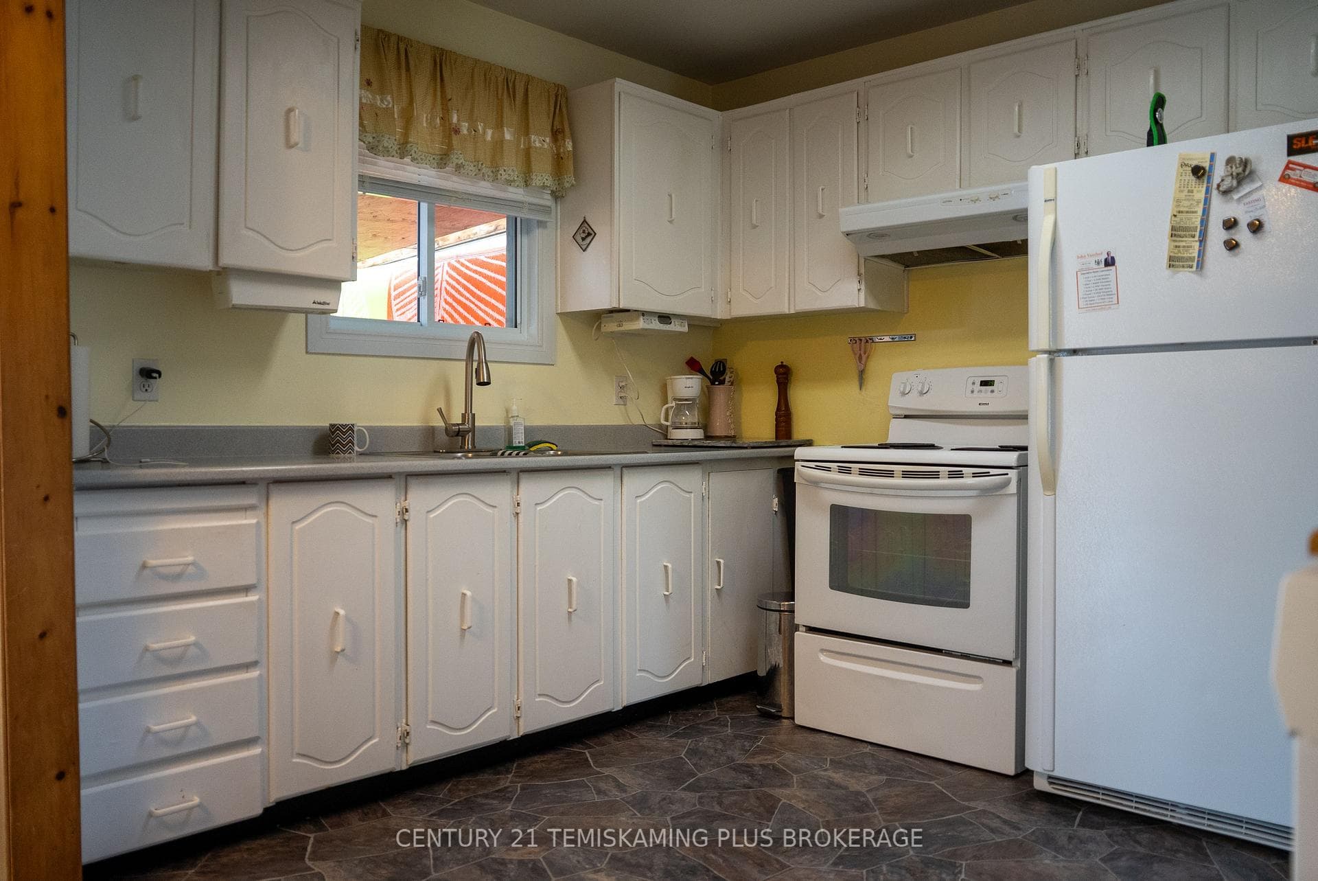 181 Carter Boulevard photo 4