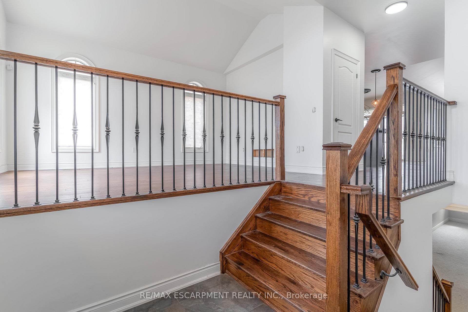 8982 Tallgrass Avenue photo 2