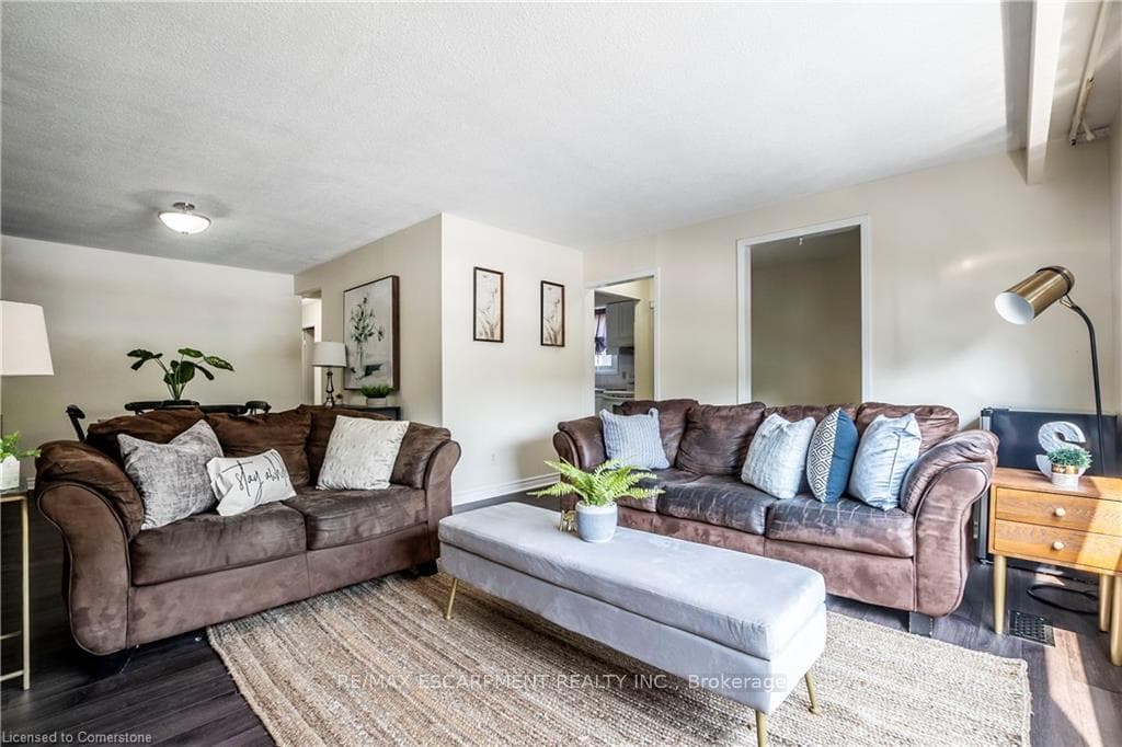 24 Bow Valley Drive photo 6