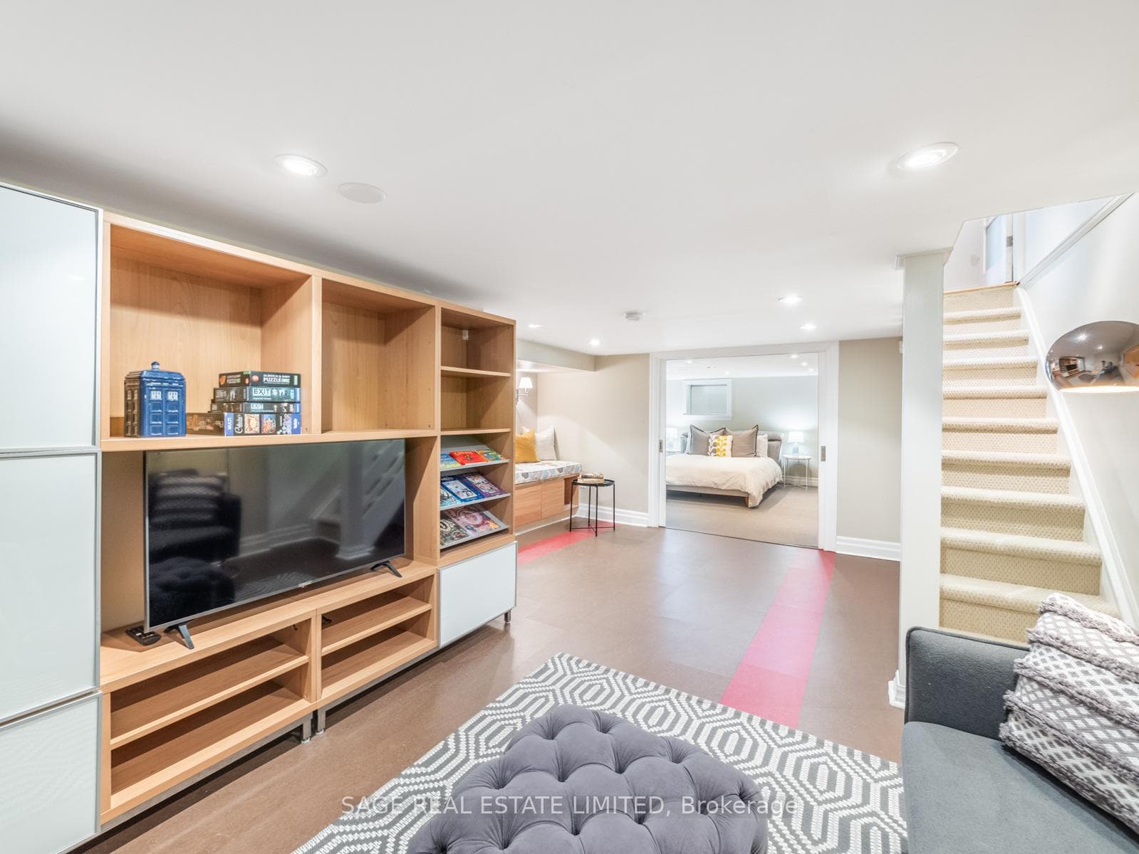 12 Ravina Crescent photo 25