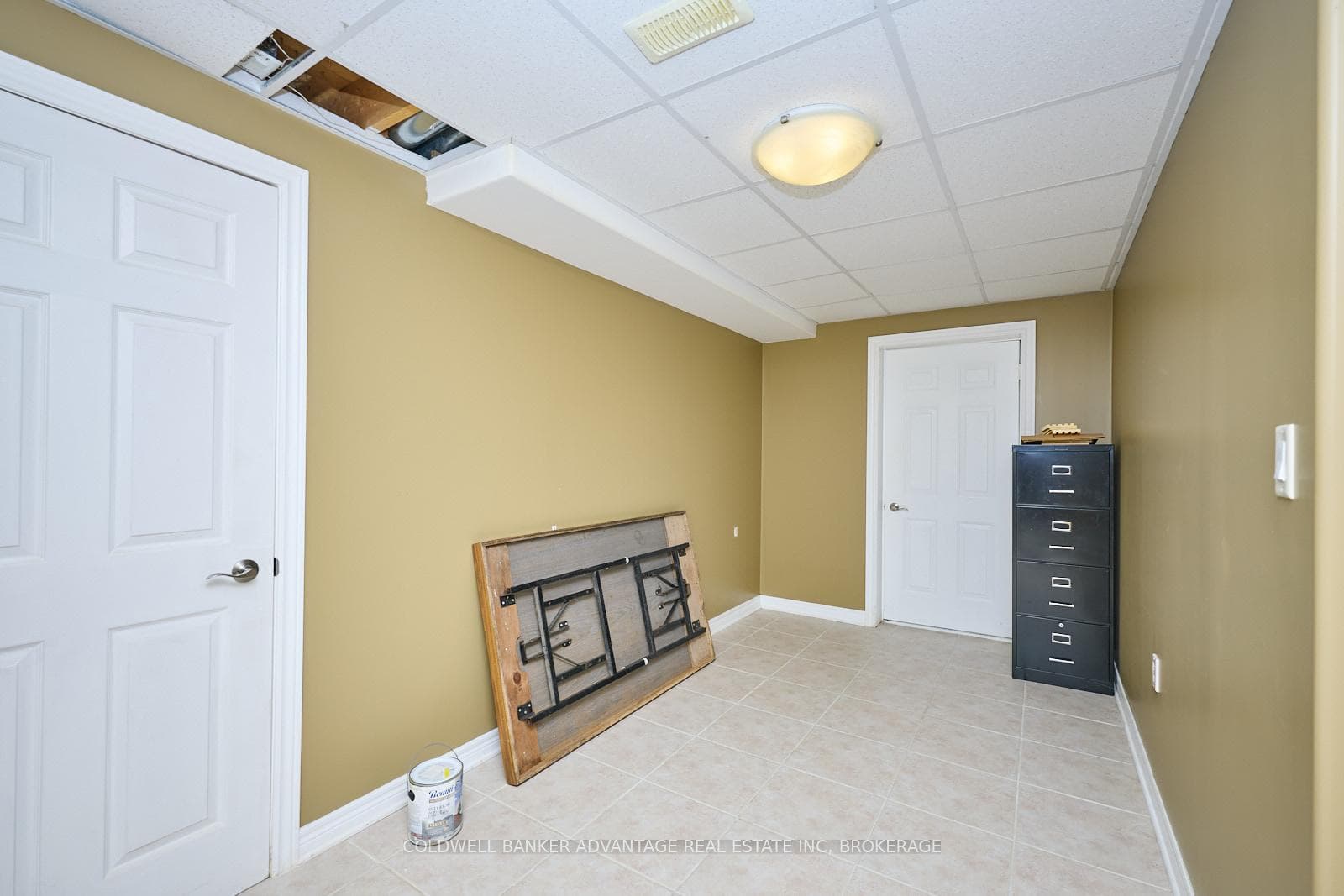 54 BRIDGEWATER Court photo 34